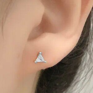 Silver Triangle Zircon Stud Earrings. 925 Sterling Silver. #1107